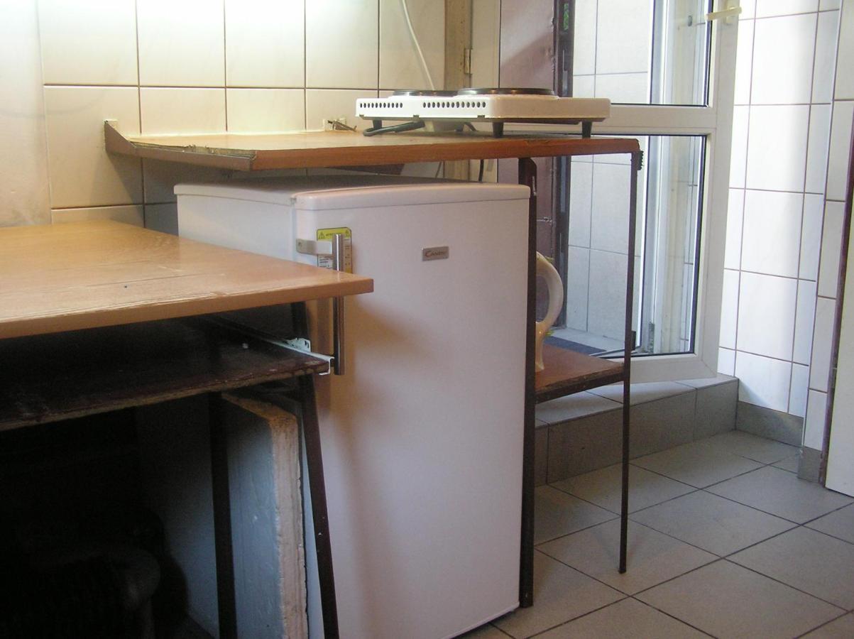 Guest house A-Klimatyzacja Kawalerka Mala Halczyna 9 Do Centrum 6 Przystankow *
